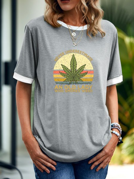 An Old Lady Who Smokes Weed Women's T-Shirt, Grey, T-shirts