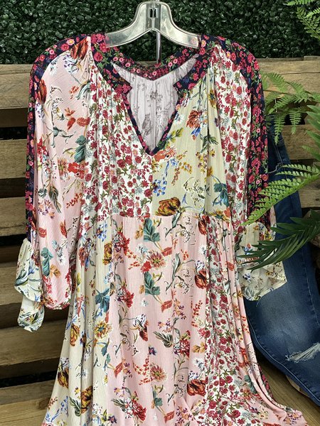 Vintage 3/4 Sleeve Floral Printed V Neck Plus Size Casual Tops, Multicolor, Blouses & Shirts
Vintage 3/4 Sleeve Floral Printed V Neck Plus Size Casual Tops, Multicolor, Blouses & Shirts