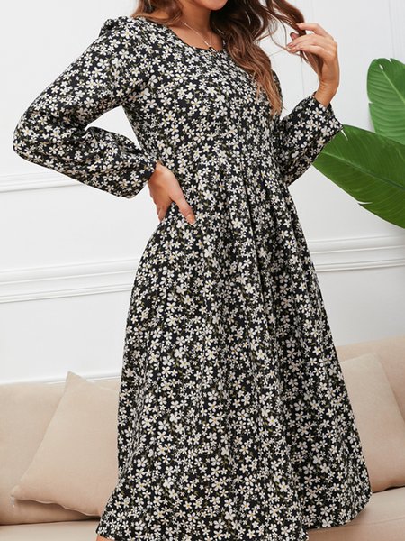 New floral long sleeve dress with square neck and large hem, Black-white, Floral Dresses
New floral long sleeve dress with square neck and large hem, Black-white, Floral Dresses