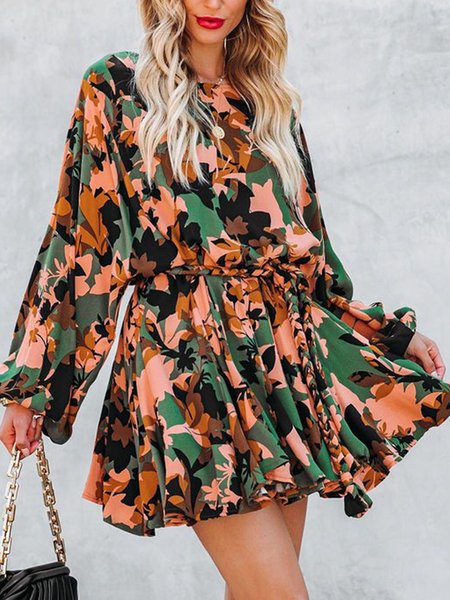 Plus Size Crew Neck Loosen Bishop Sleeve Dresses(accessory not included), Multicolor, Floral Dresses
Plus Size Crew Neck Loosen Bishop Sleeve Dresses(accessory not included), Multicolor, Floral Dresses