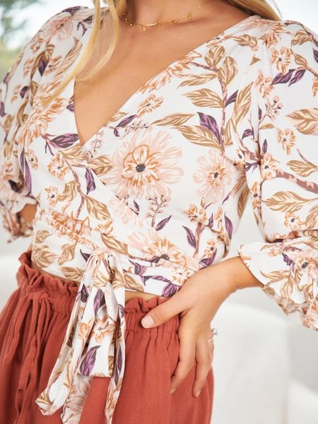Floral pattern short design showing youthful temperament spring shirt, Multicolor, Tops
Floral pattern short design showing youthful temperament spring shirt, Multicolor, Tops