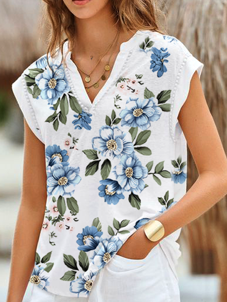 Holiday T-shirt with fresh floral lace trim Loosen V Neck Floral Shirts & Tops, White, Tees & T-shirts
Holiday T-shirt with fresh floral lace trim Loosen V Neck Floral Shirts & Tops, White, Tees & T-shirts