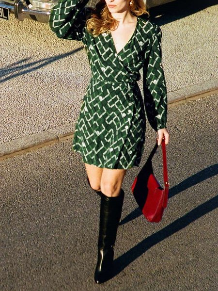 Vacation geometric V Neck Regular Fit long sleeve short Long sleeve Woven Dress, Green, Dresses
Vacation geometric V Neck Regular Fit long sleeve short Long sleeve Woven Dress, Green, Dresses