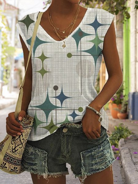 Casual V-Neck Star Print Top, White, Tanks & Camis
