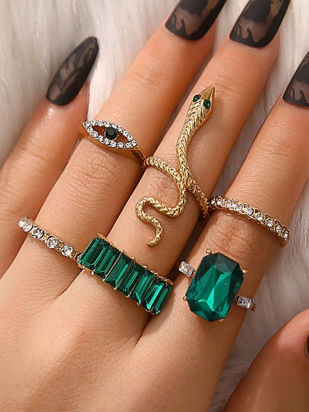 6Pcs Vintage Diamond Green Gemstone Snake Ring Set Party Rings Holiday Jewelry, Golden, Rings
6Pcs Vintage Diamond Green Gemstone Snake Ring Set Party Rings Holiday Jewelry, Golden, Rings