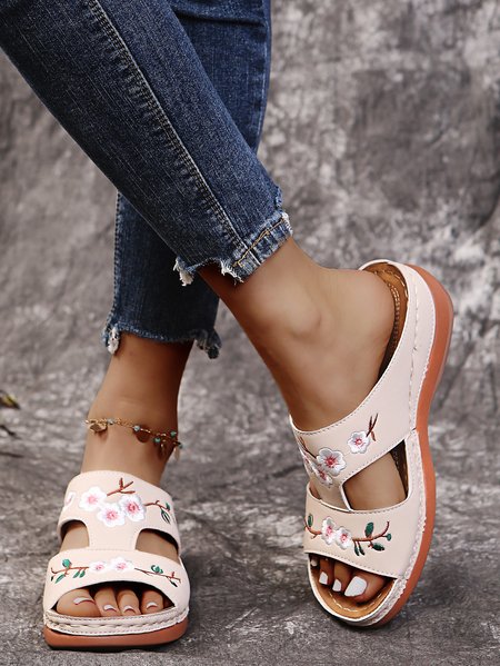 Embroidered Floral Breathable Wedge Platform Round Toe Slippers, Beige, Sandals & Slippers
Embroidered Floral Breathable Wedge Platform Round Toe Slippers, Beige, Sandals & Slippers