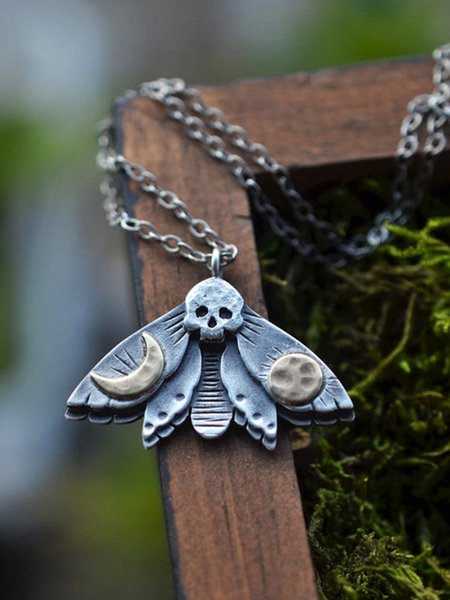 Vintage Style Distressed Metal Skull Moth Animal Pattern Long Necklace Sweater Chain Ethnic Jewelry, Silver, Necklaces
Vintage Style Distressed Metal Skull Moth Animal Pattern Long Necklace Sweater Chain Ethnic Jewelry, Silver, Necklaces