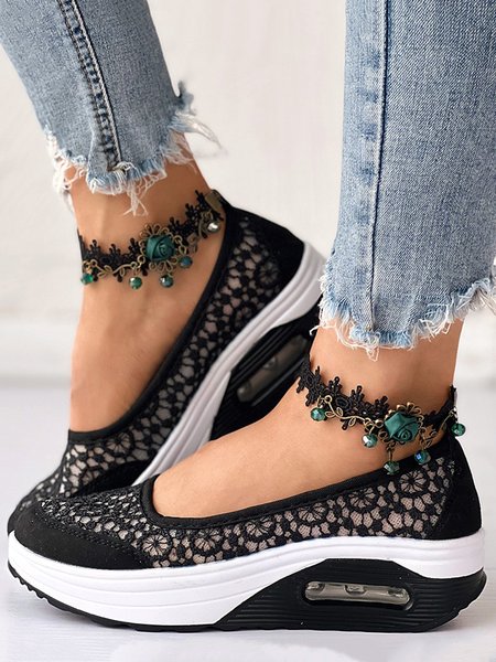 Breathable Contrast Lace Slip-on Sneakers, Black, Sneakers