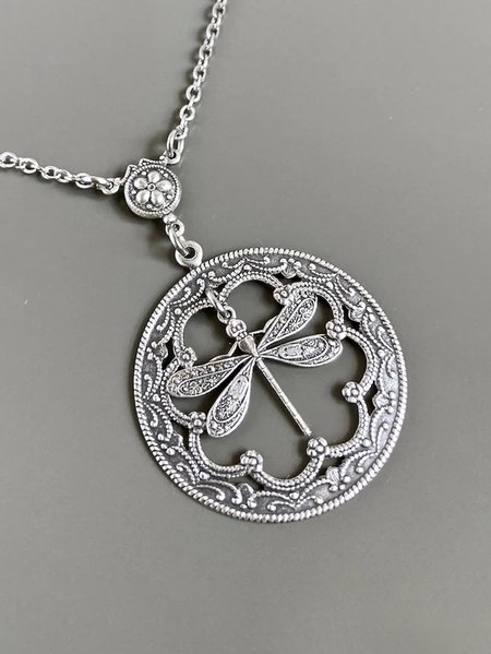 Vintage Silver Metal Dragonfly Necklace Ethnic Casual Women Jewelry, Necklaces
Vintage Silver Metal Dragonfly Necklace Ethnic Casual Women Jewelry, Necklaces