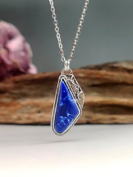 Vintage Hollow Out Branches Triangular Pendant Necklaces, As picture, Necklaces
Vintage Hollow Out Branches Triangular Pendant Necklaces, As picture, Necklaces