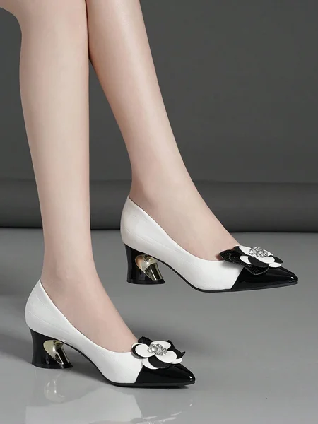

Elegant Flower Color-block Spool Heel Pumps With Rhinestone Embellishments, Black-white, Flats