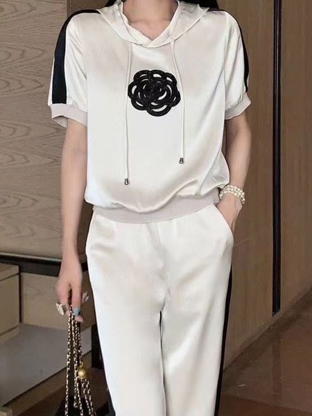 Daily Casual Loose Floral Color Block Satin Hoodie, White, Hoodies and Sweatshirts
Daily Casual Loose Floral Color Block Satin Hoodie, White, Hoodies and Sweatshirts