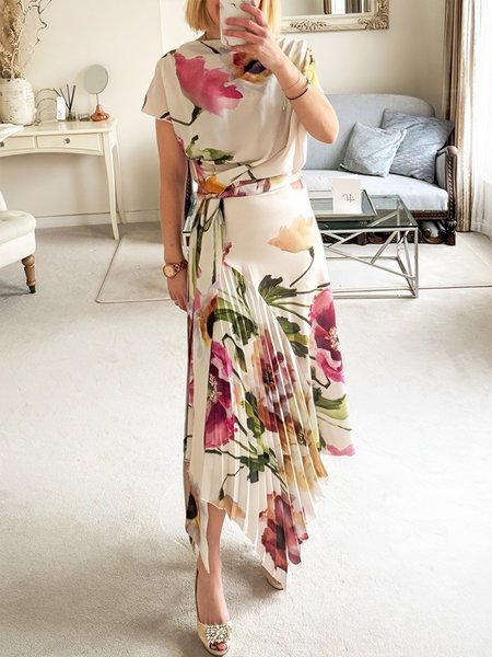 Elegant Pleated Crew Neck Regular Fit Floral Dress, As picture, Maxi Dresses