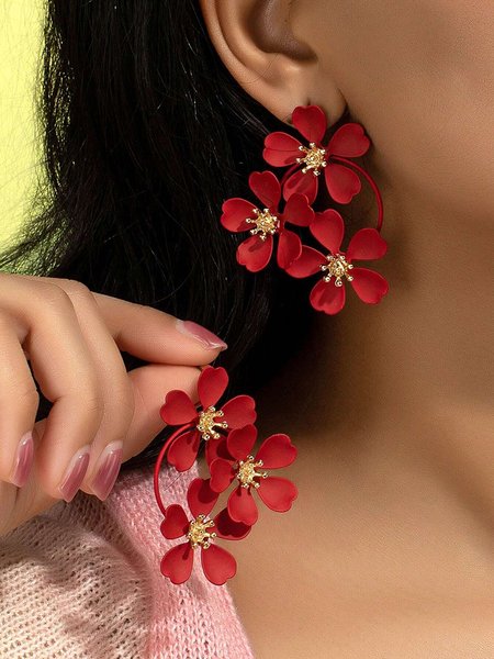 

Elegant Floral Metal Dangle Earrings, Wine red, Earrings
