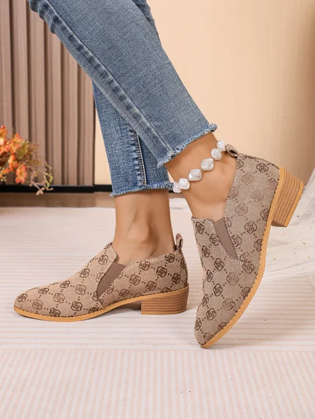 Vintage Geometric Slip On Block Heel Shallow Shoes, Khaki, Shoes
Vintage Geometric Slip On Block Heel Shallow Shoes, Khaki, Shoes