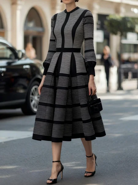 Elegant Geometric Crew Neck Midi Dress, Gray, Midi Dresses
Elegant Geometric Crew Neck Midi Dress, Gray, Midi Dresses