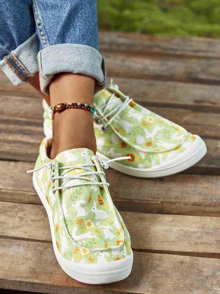 

Rabbit Floral Graphic-Print Denim Lace-Up Canvas Flats, Lightgreen, Sneakers