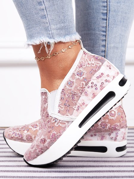 

Breathable Floral Embroidery Slip-on Muffin Sneakers, Pink, Sneakers