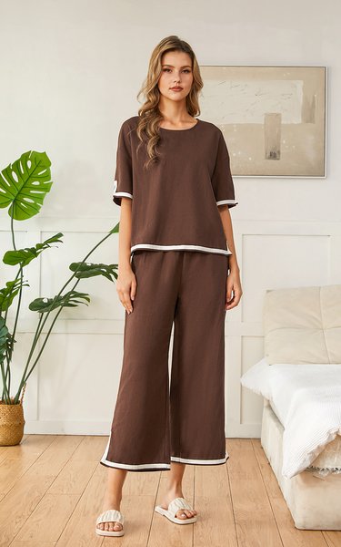 

Women Contrast Stitching Crew Neck Short Sleeve Comfy Casual Top With Pants Two-Piece Set, Brown, Sets