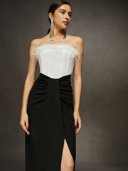 

Elegant Strapless Color Block Maxi Dress with Feather Trim, Black-white, Maxi Dresses