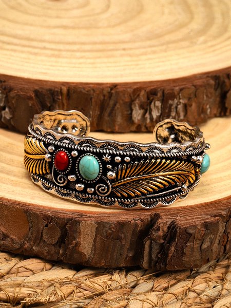 

Ethnic Vintage Navajo Style Oval Turquoise Bracelet, Silver, Bracelets