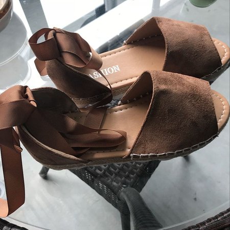 

JFN Solid Color Lace-Up Heel Covering Sandals, Khaki, Sandals