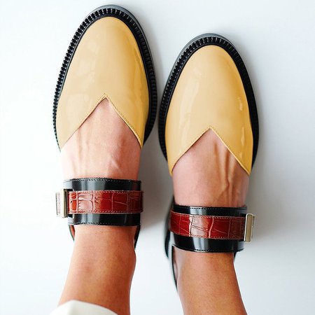 

Buckle Color block Sandals Flats, Yellow, Sandals