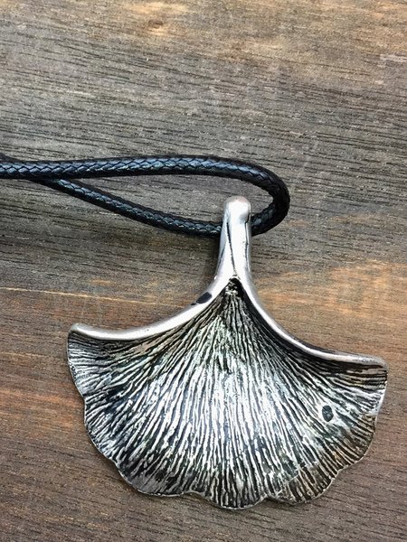 

Women Casual Fashion Artisanal Necklace Accessories, Necklaces