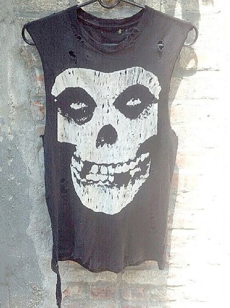 

Rock Ripped Plus Size Graphic Tee Shirts, Black, Tanks & Camis