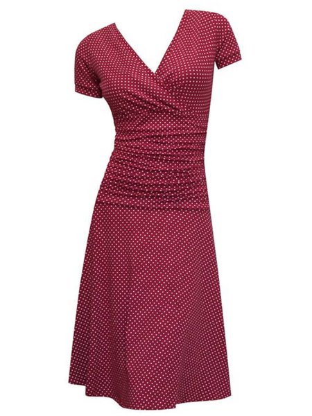 

Red Short Sleeve V Neck Printed Plus Size Sweater Dress, Dresses