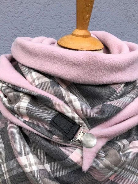 

Pink Casual Scarves & Shawls, Accessories