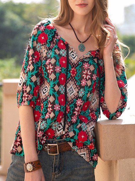 

Multicolors Floral Embroidery Romantic Top, Tops