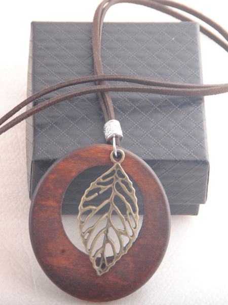 

zolucky Vintage Wood Necklace, As picture, Jewelry