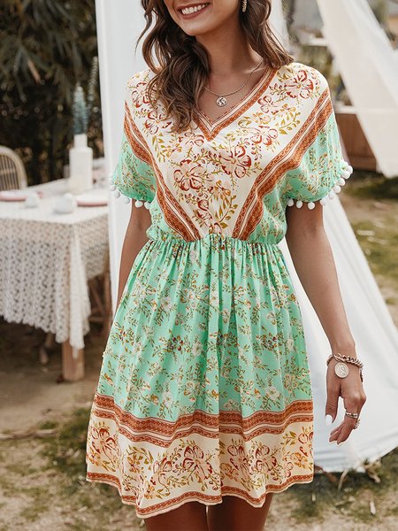 

V Neck A-Line Holiday Floral Midi Dress, Green, Mini Dresses