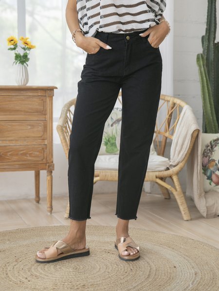 

Black Work Solid Cotton Pockets Pants, Bottoms
