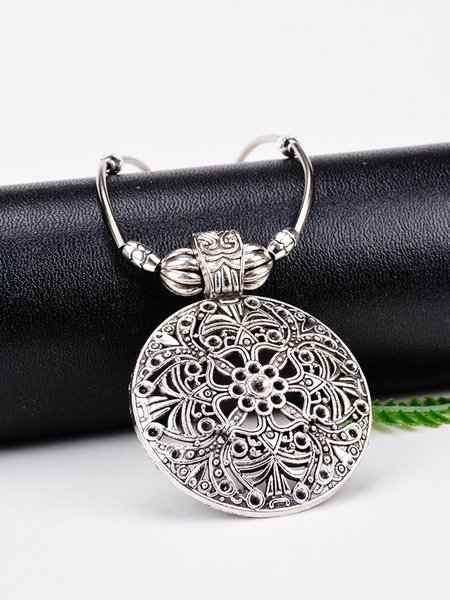 

Casual Alloy Necklaces, Silver, Necklaces