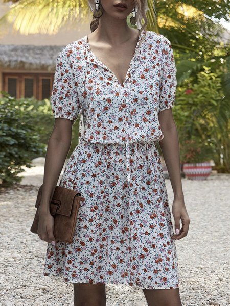 

Summer V Neck Shift Floral Mini Dress, White, Mini Dresses