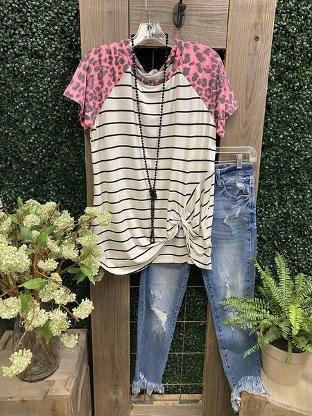 

Pink Cotton Casual Leopard Crew Neck T-shirt, T-shirts
