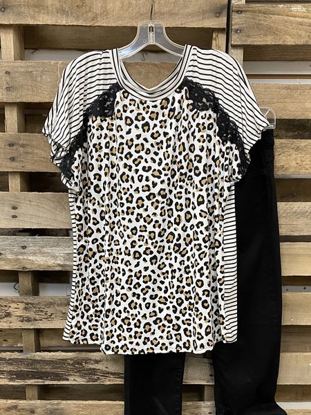 

Leopard Print Crew Neck Short Sleeve T-shirt, Blouses