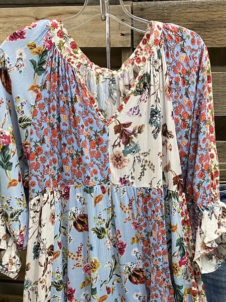 

T-Shirt con Scollo a V Bohemian, Fiore, T-Shirts