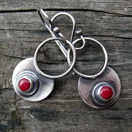 

Casual Earrings, Red, Accessories