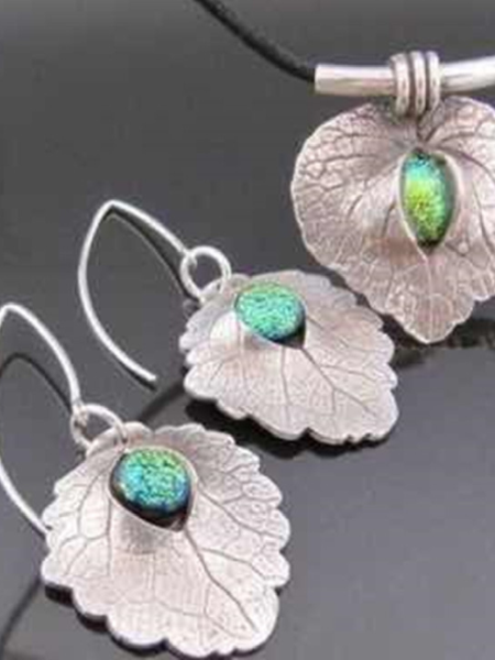 

New Vintage Tibetan Silver Leaf Turquoise Earrings Set, Green, Accessories