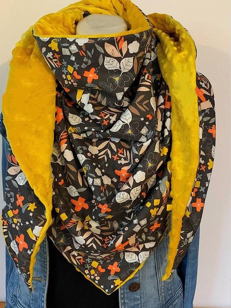 

Black Vintage Floral Printed Scarves & Shawls, Women Scarves & Shawls