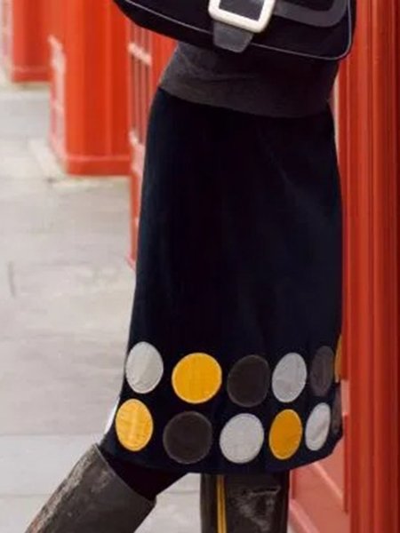 

Black Printed Vintage Casual A-line Skirts, Bottoms