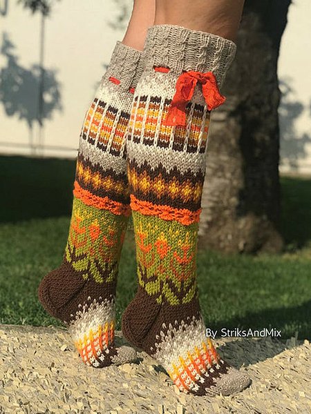 

Colorful woolen flower socks, Multicolor, Socks