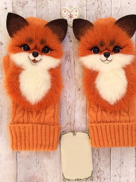 

Polyester Printed Casual Winter Orange Gloves, Scarves&Gloves