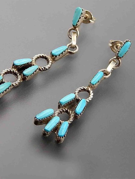

Alloy Earrings, Green, Accessories