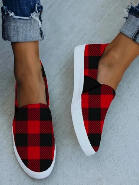 

Daily All Season Flat Heel Sneakers, Red, Shoes