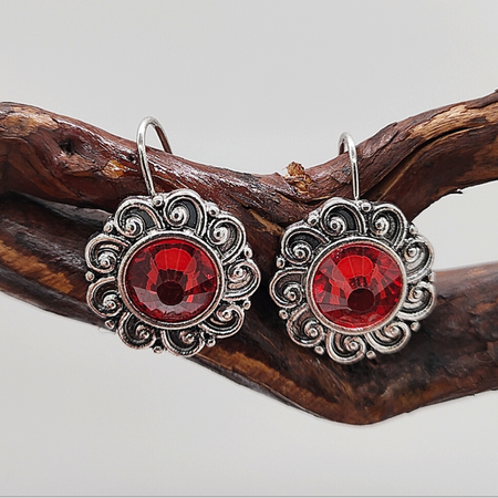 

Casual Earrings, Red, Earrings