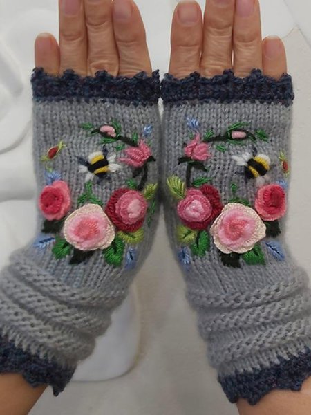 

Embroidered Flower Fingerless Gloves Gloves, Gray, Scarves & Gloves